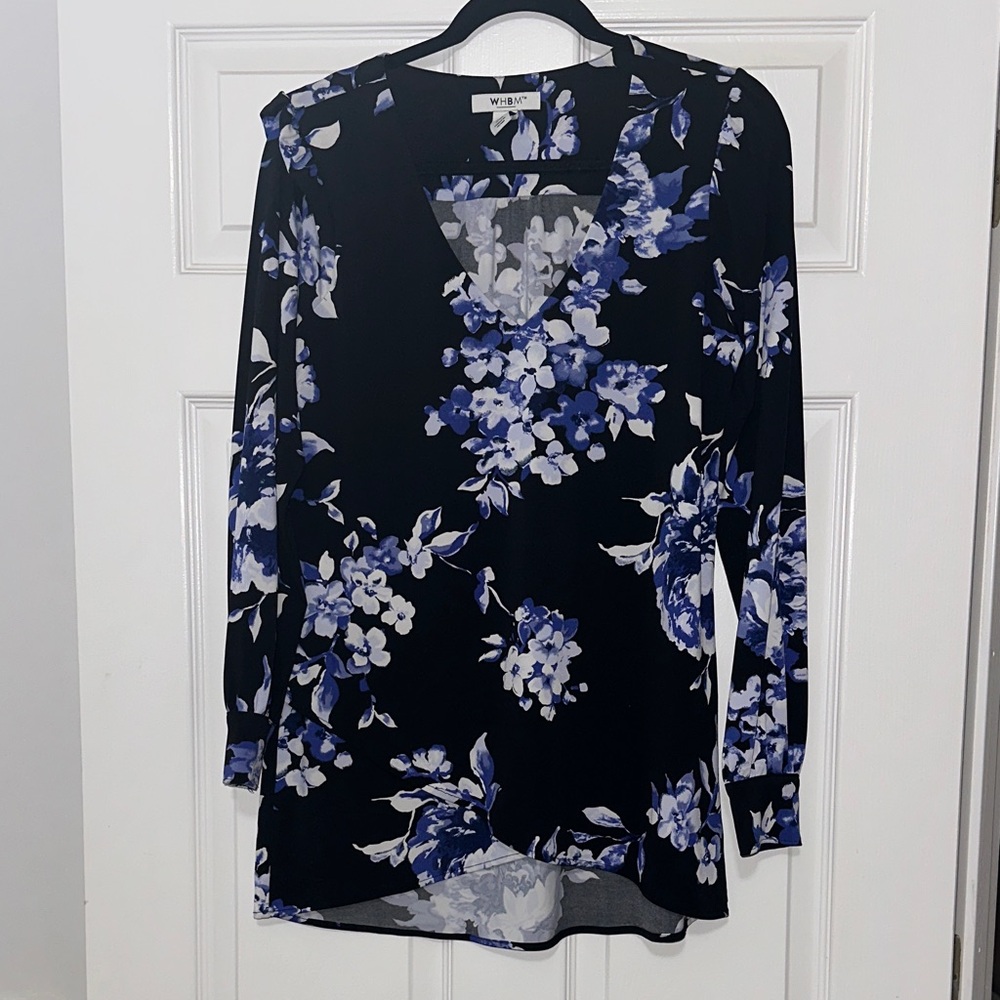 White House Black Market Floral V-neck Tunic
